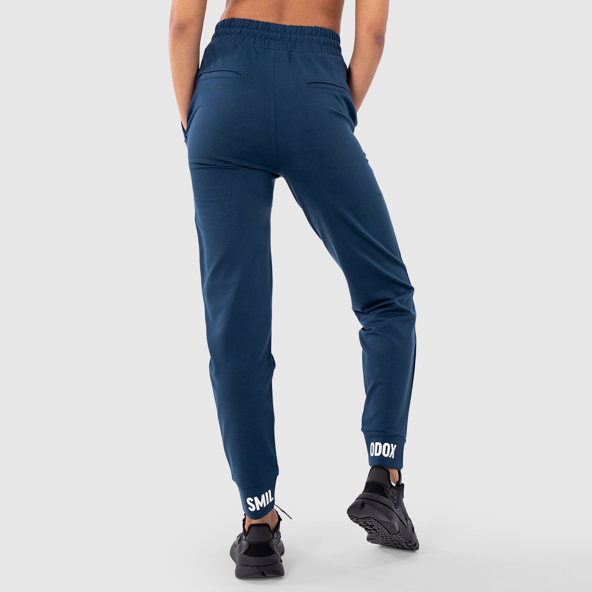 Joggers <tc>M</tc>arley