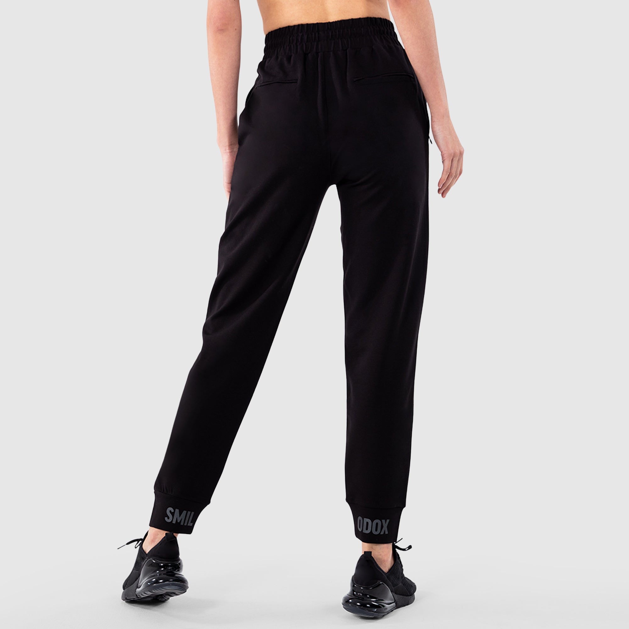 Joggers <tc>M</tc>arley