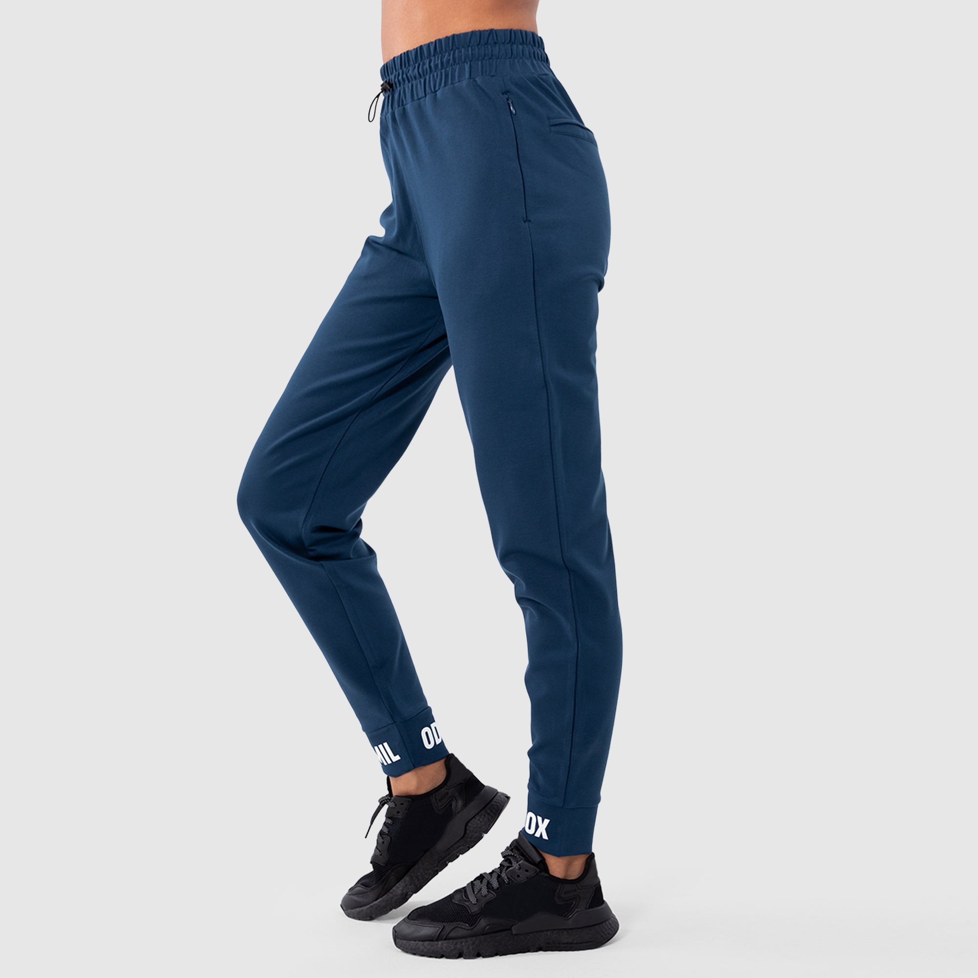 Joggers <tc>M</tc>arley